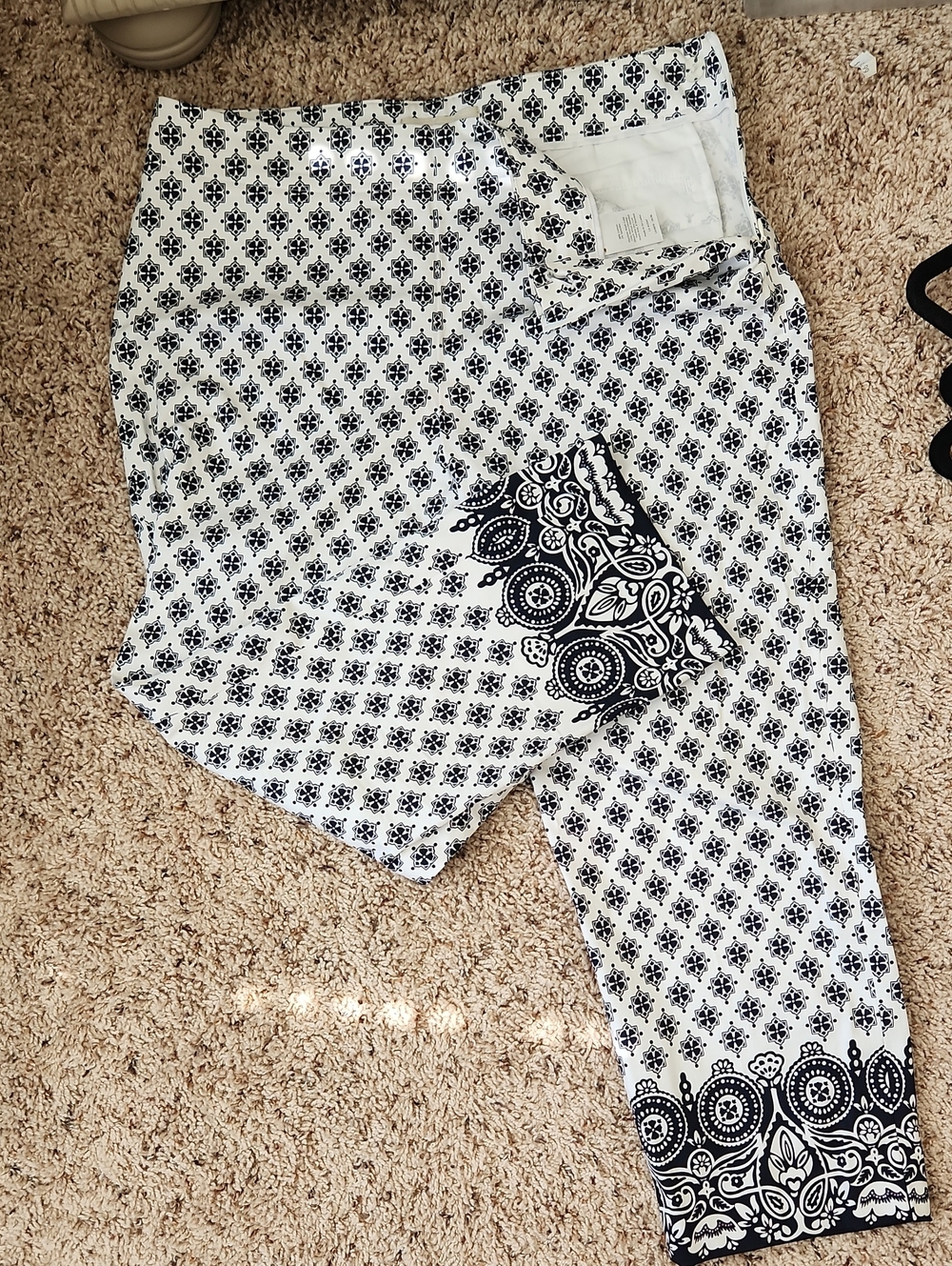 Talbots Black and White Cropped Border-Print Pants